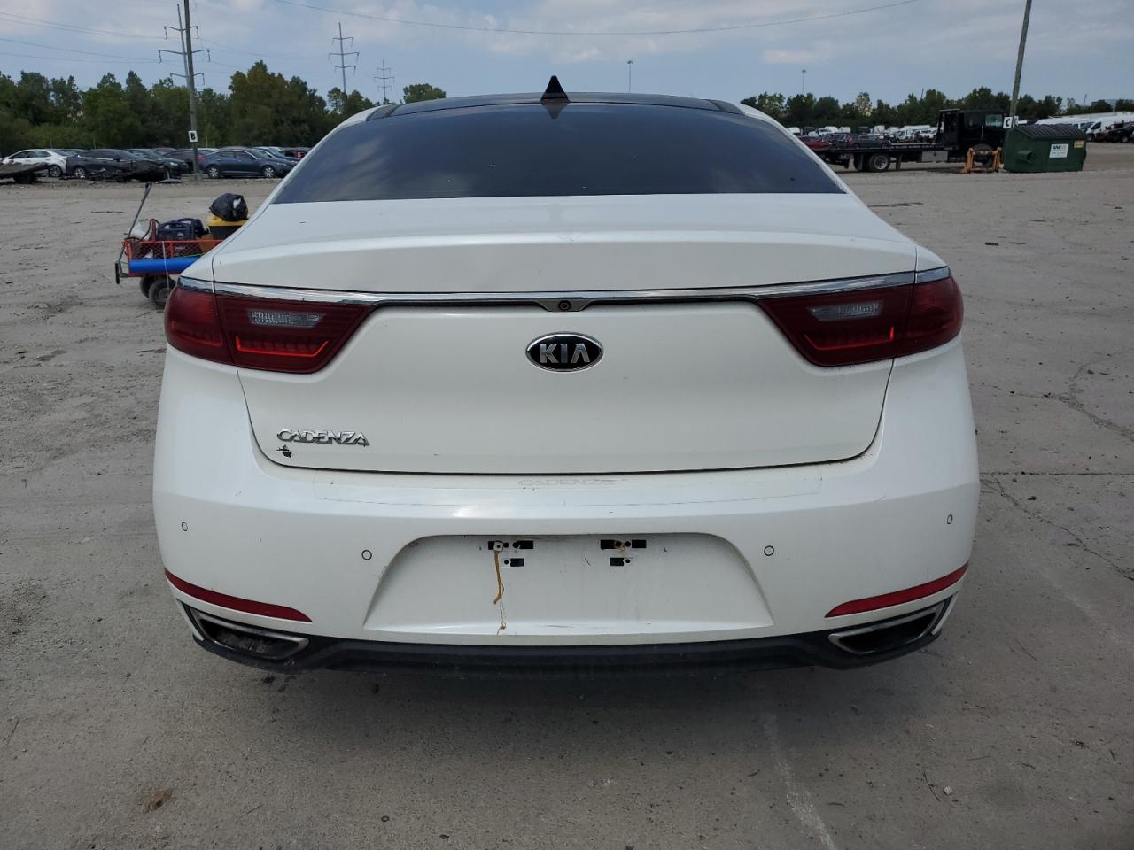 2017 Kia Cadenza Premium VIN: KNALC4J12H5064054 Lot: 69190944