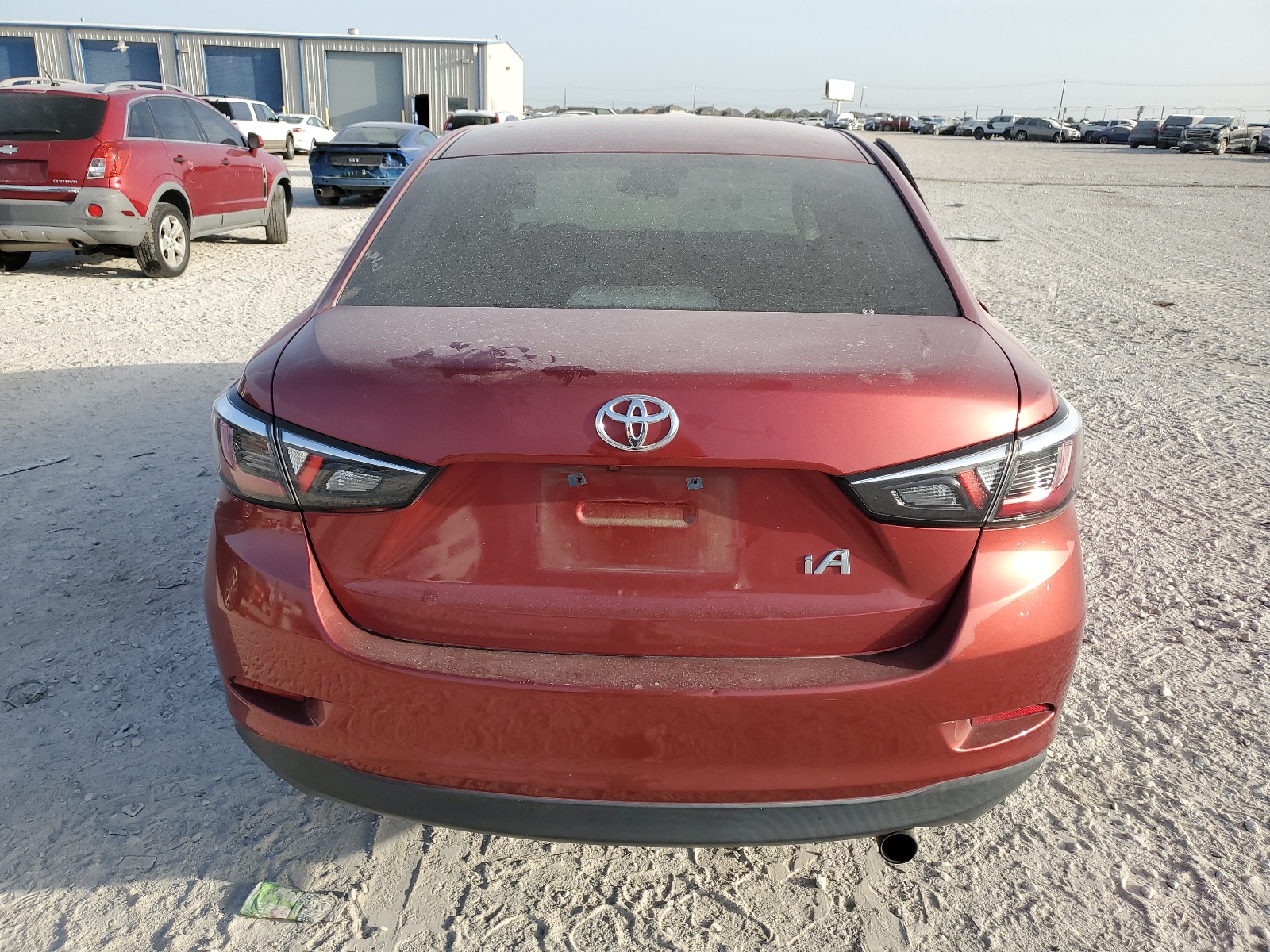 3MYDLBYV0HY153761 2017 Toyota Yaris Ia