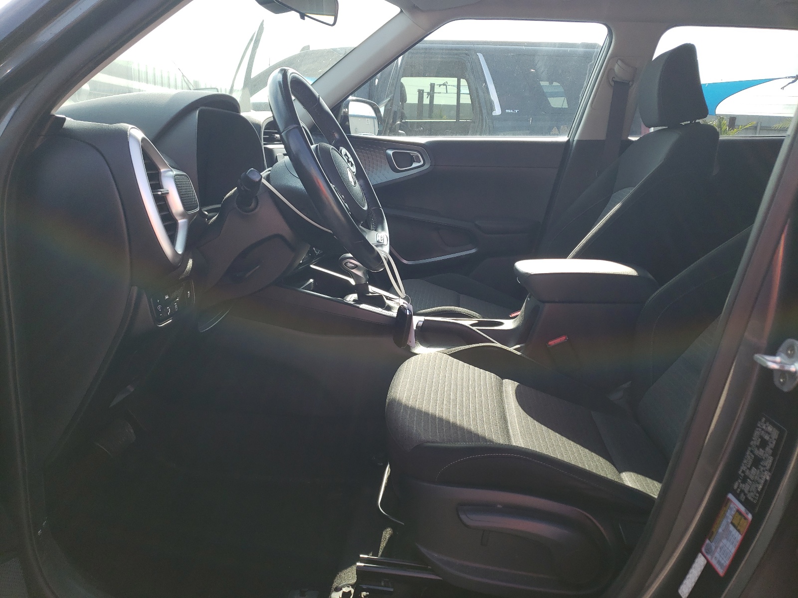 KNDJ63AUXL7052611 2020 Kia Soul Gt Line