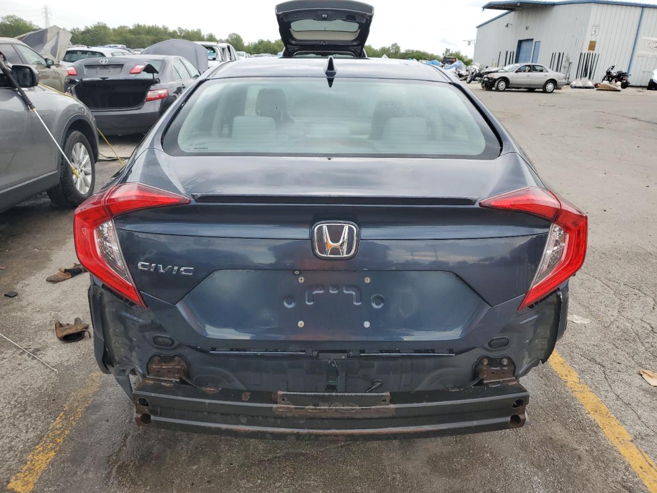 2017 Honda Civic Ex VIN: 19XFC1F34HE015175 Lot: 69041664