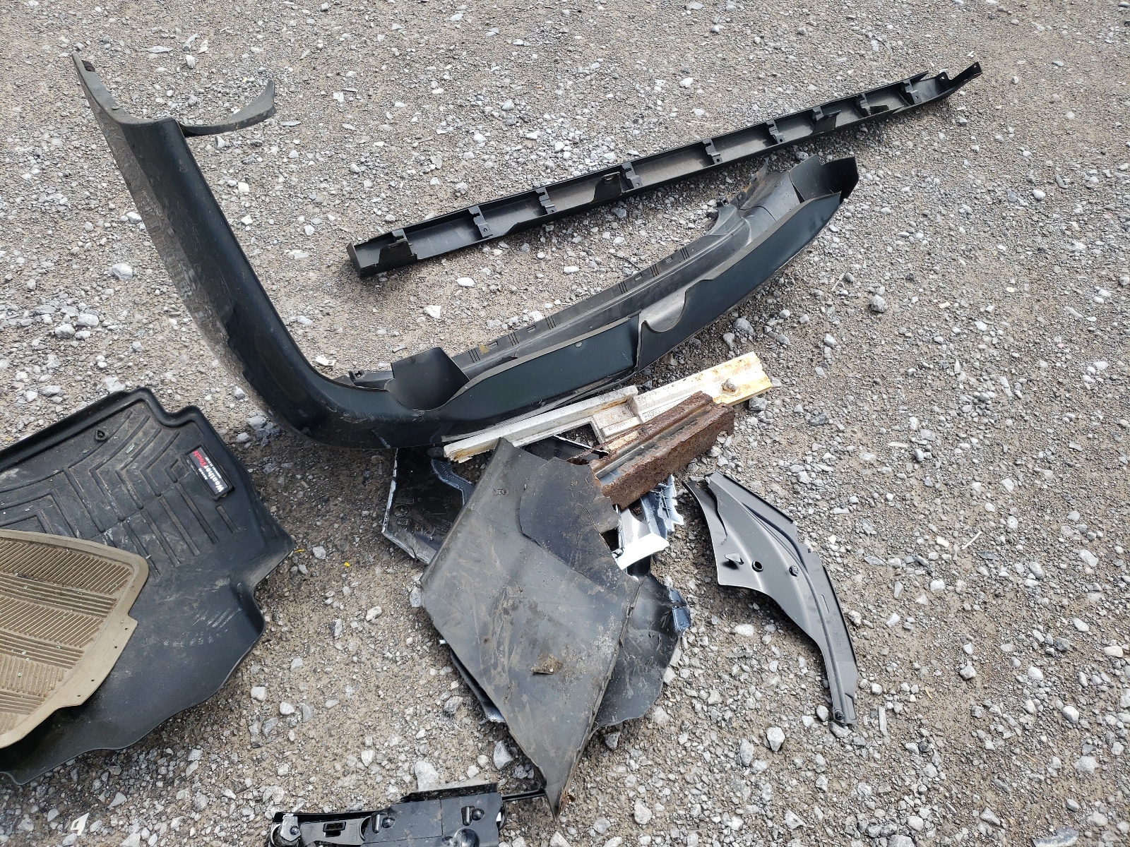 JHMCM56324C017739 2004 Honda Accord Lx