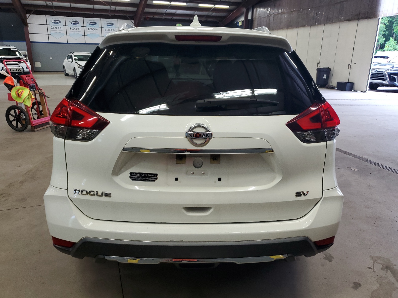 2018 Nissan Rogue S vin: KNMAT2MT9JP523067