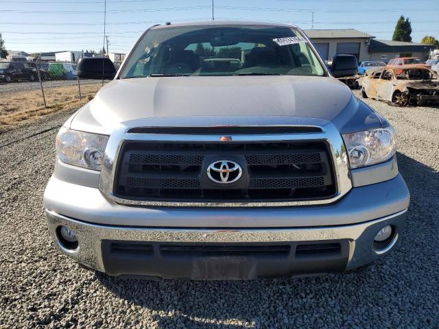  TOYOTA TUNDRA 2012 Srebrny