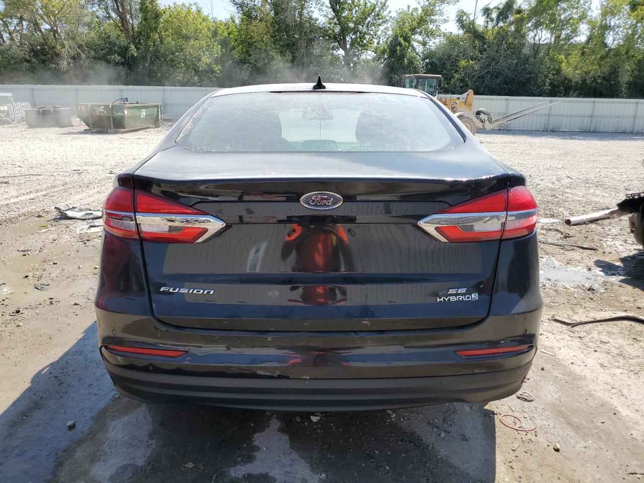 2019 Ford Fusion Se VIN: 3FA6P0LU7KR121590 Lot: 68916054