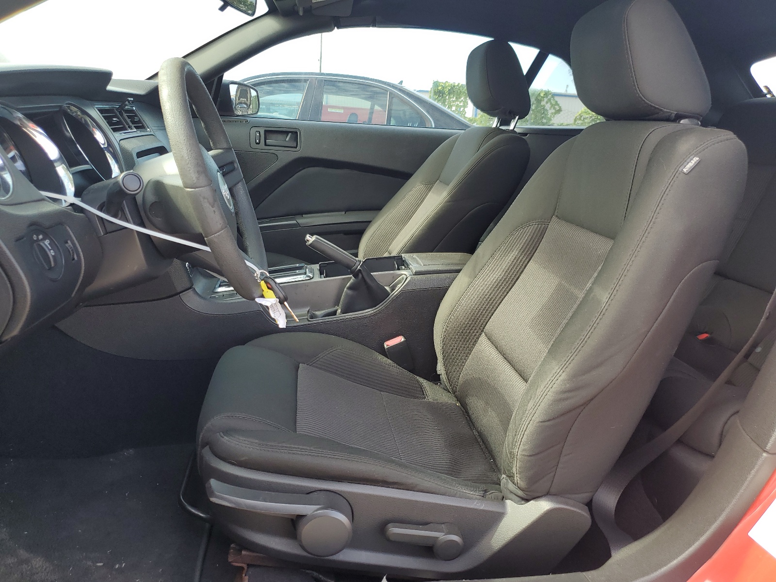 1ZVBP8ENXA5142607 2010 Ford Mustang