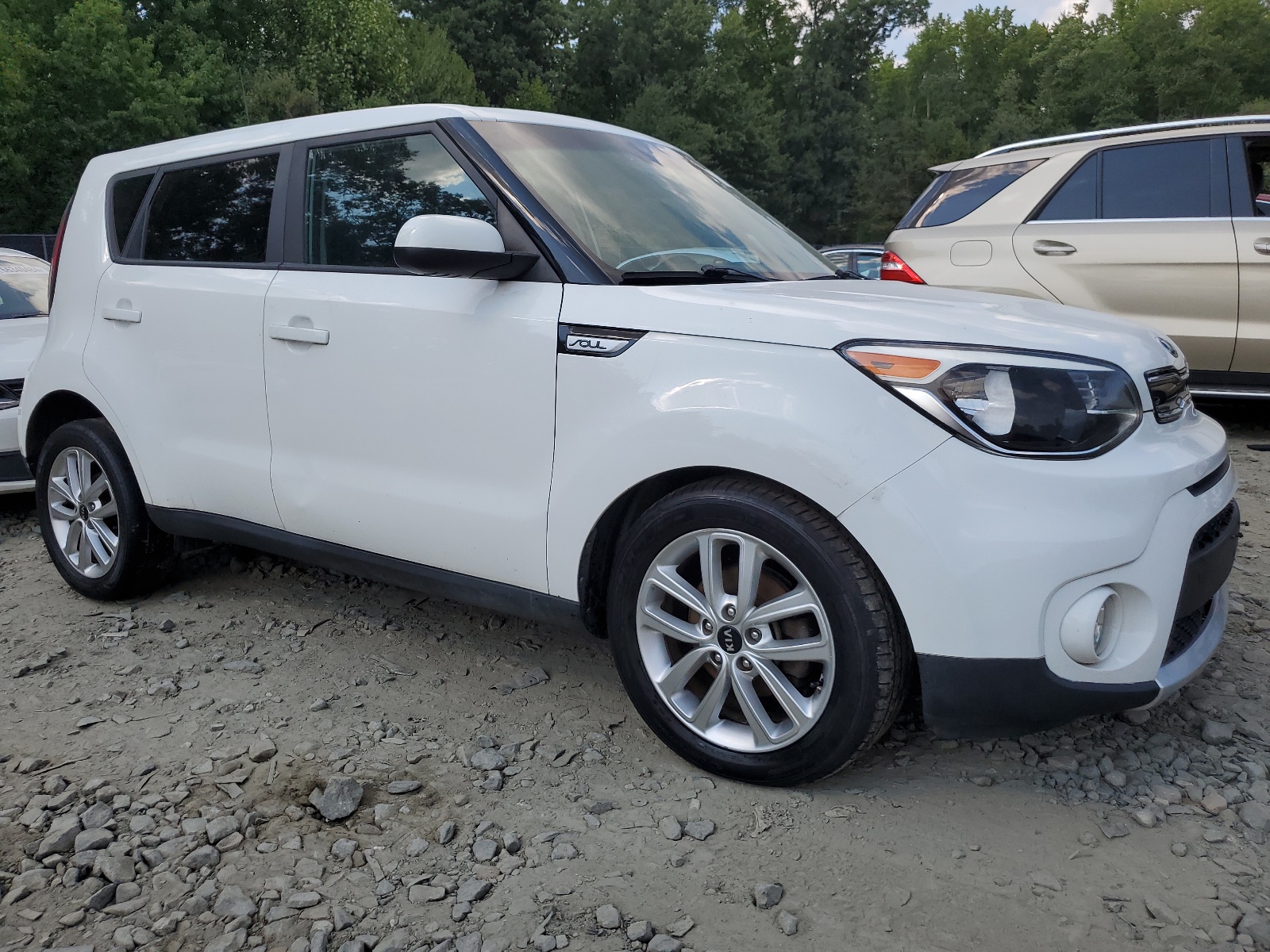 2017 Kia Soul + vin: KNDJP3A55H7504316