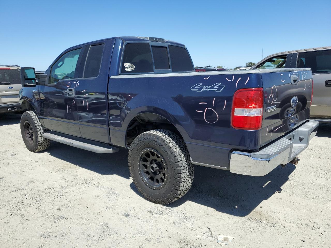 2004 Ford F-150 - Image 2