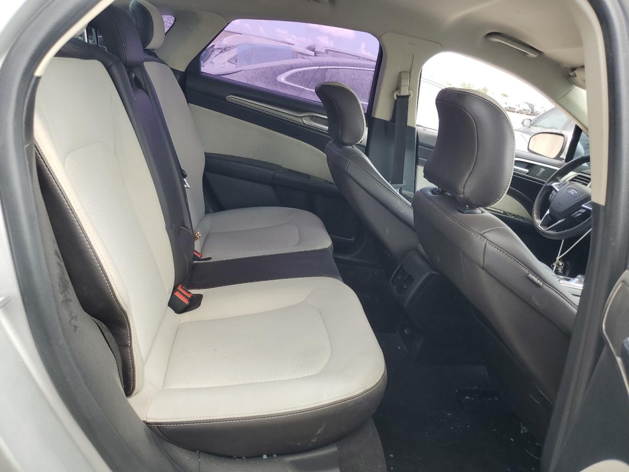 2019 Ford Fusion Se VIN: 3FA6P0HDXKR170842 Lot: 80342924