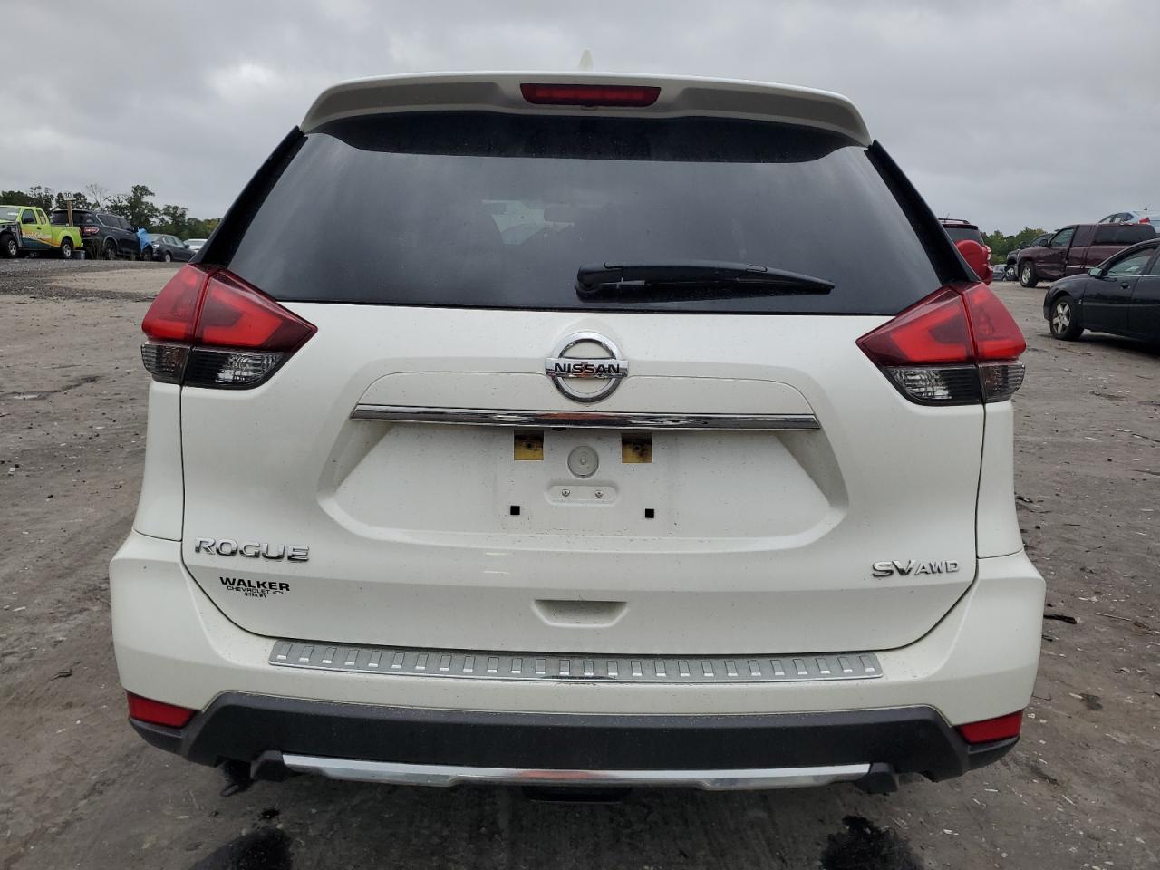 2018 Nissan Rogue S VIN: KNMAT2MV9JP602420 Lot: 63813724