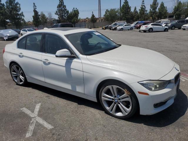  BMW 3 SERIES 2013 Білий