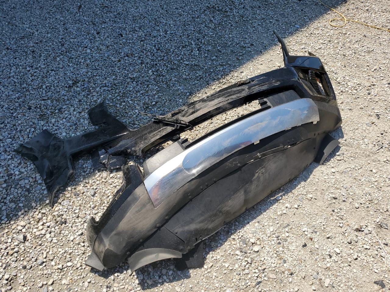 2021 GMC Yukon - Image 13