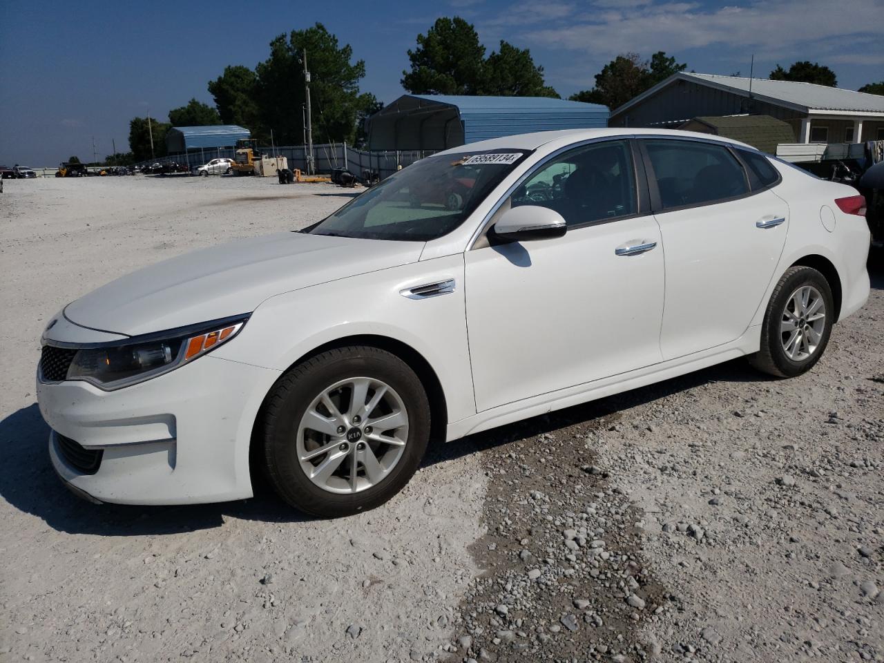 5XXGT4L33GG114442 2016 KIA OPTIMA - Image 1