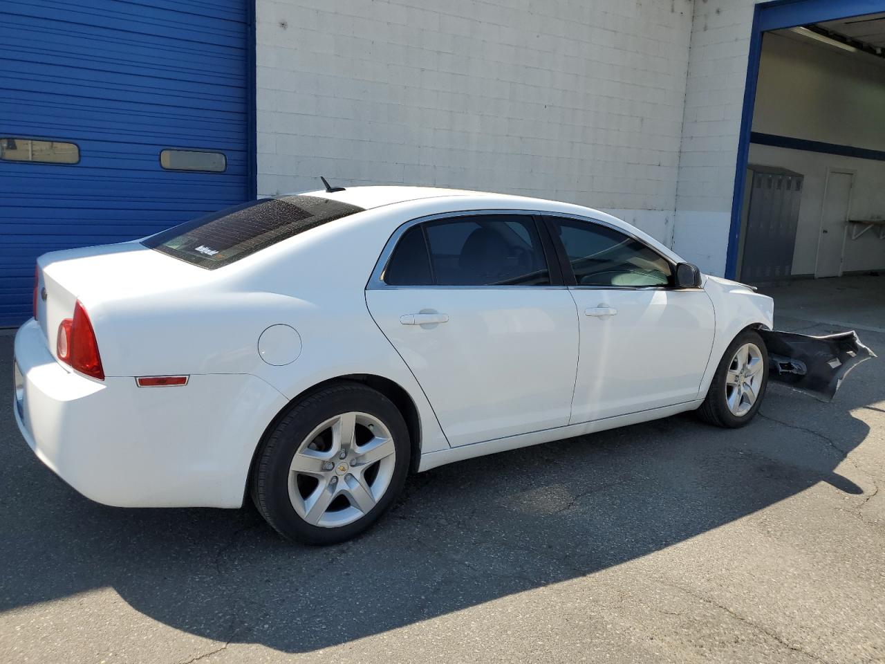 1G1ZB5EB3AF312412 2010 Chevrolet Malibu Ls