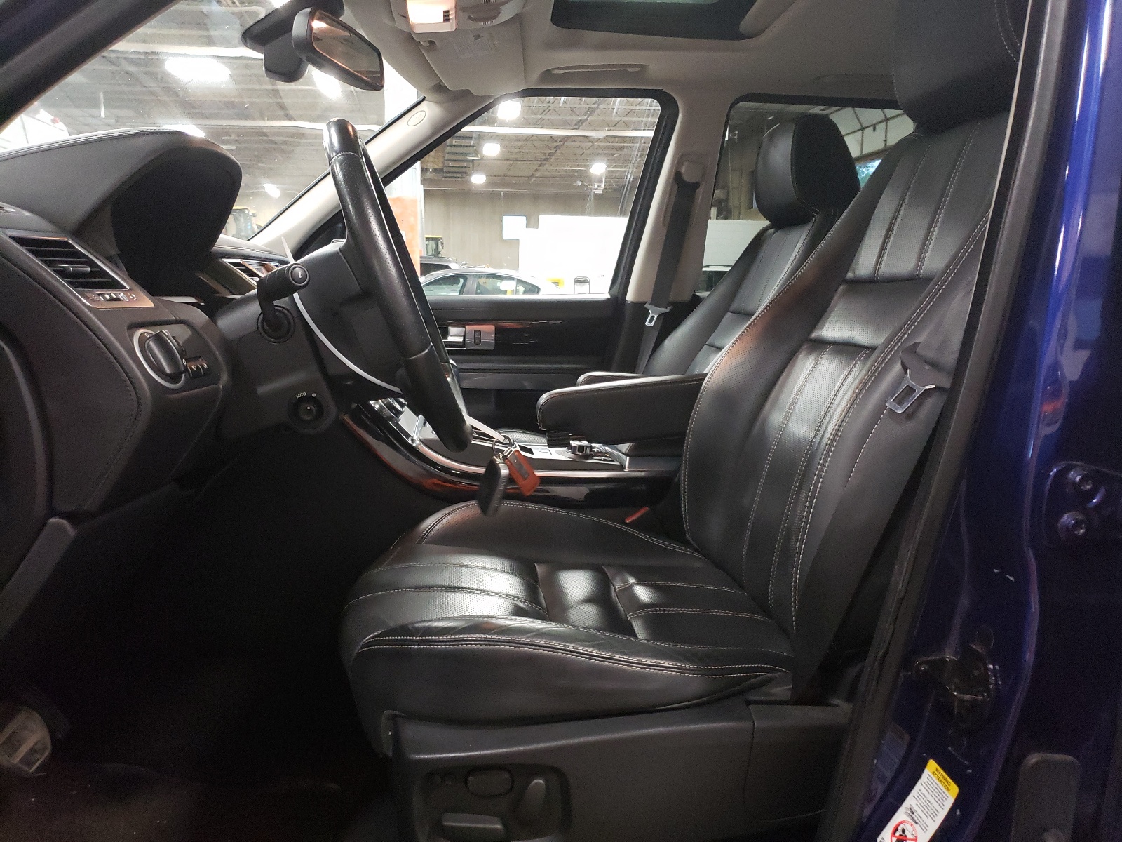 salsk2d41aa225902 SALSK2D41AA225902 2010 Land Rover Range Rover Sport Lux