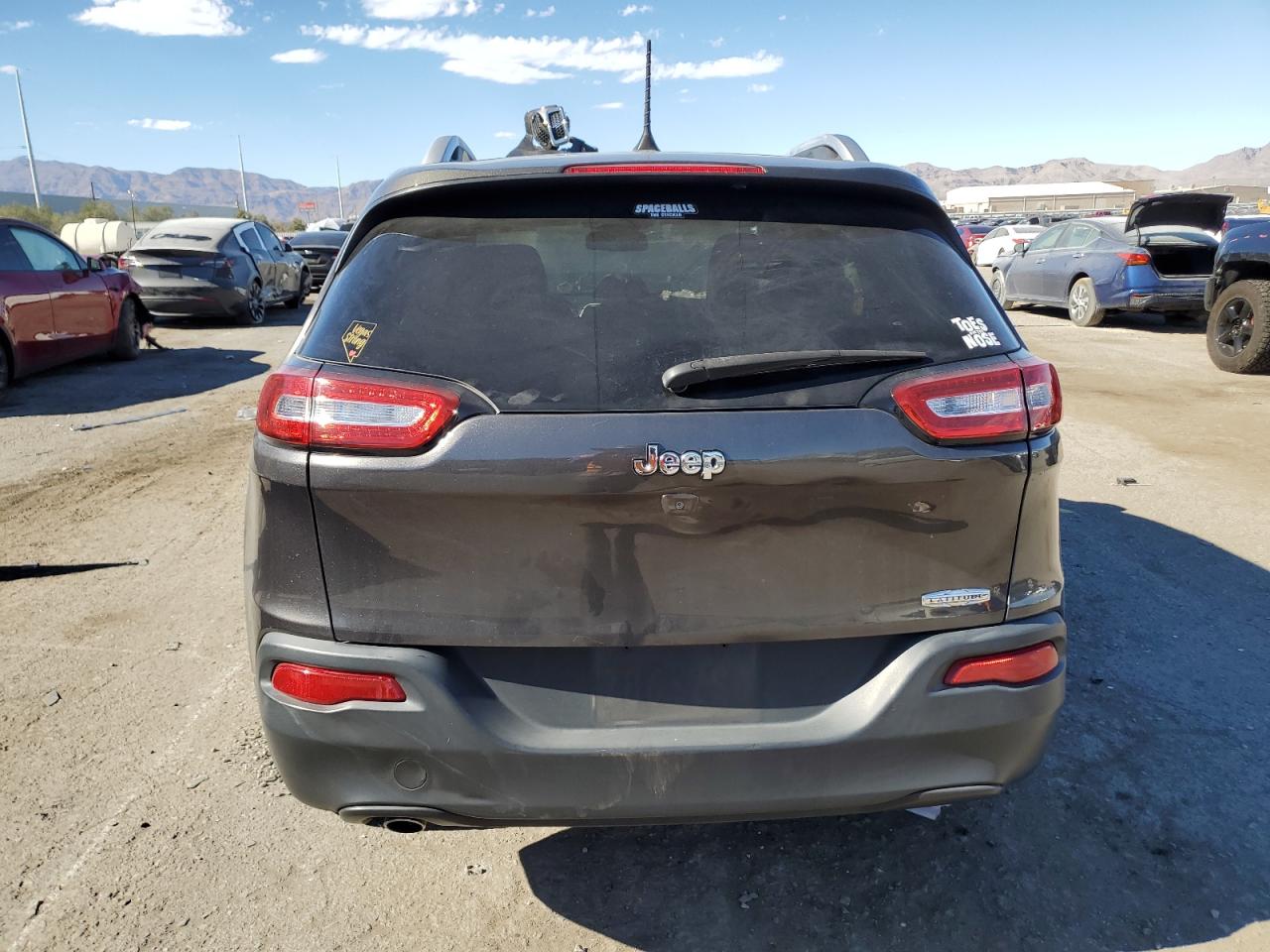 2018 Jeep Cherokee Latitude Plus VIN: 1C4PJLLB9JD503269 Lot: 68647034