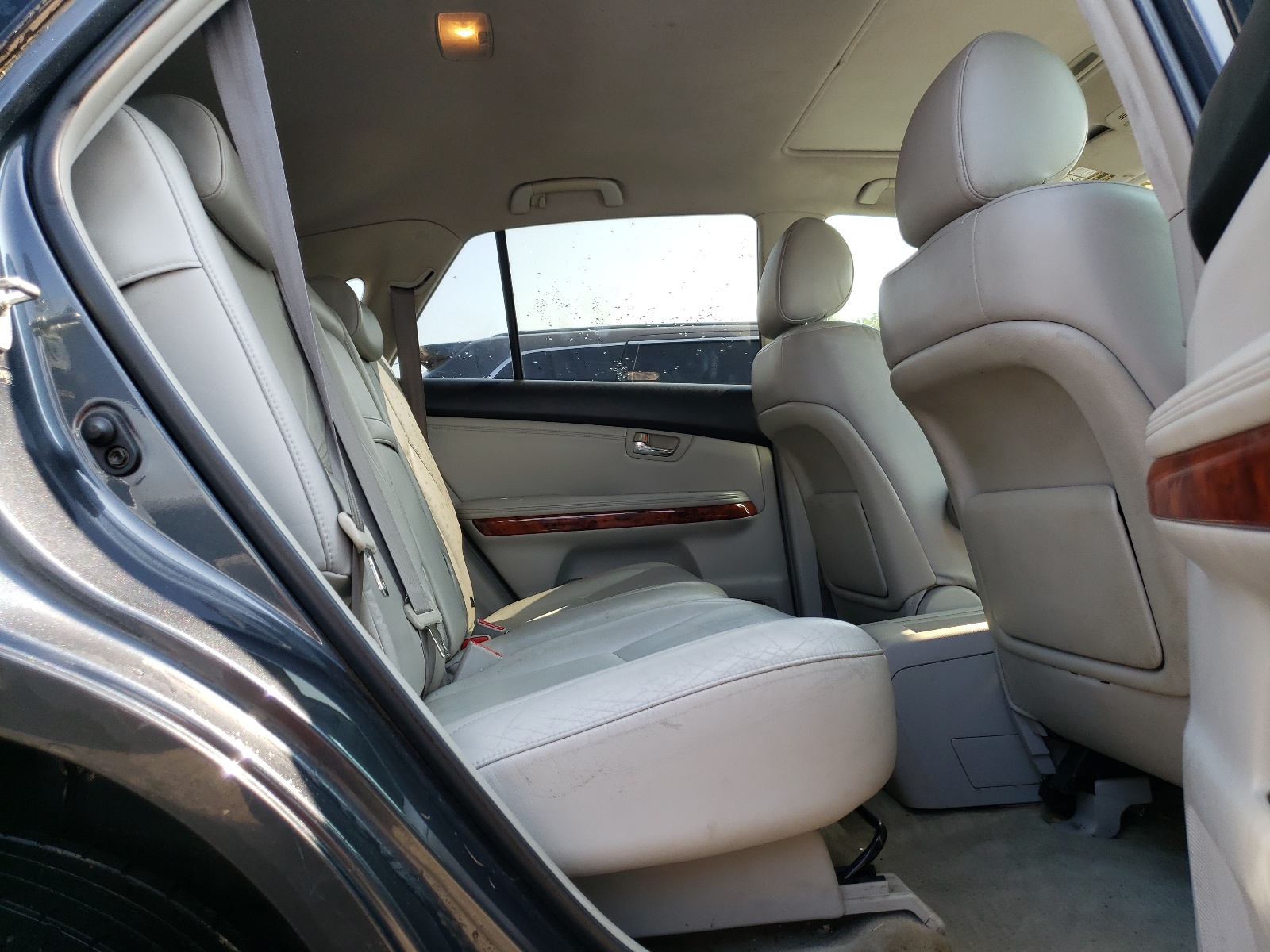 2T2GA31U64C010649 2004 Lexus Rx 330