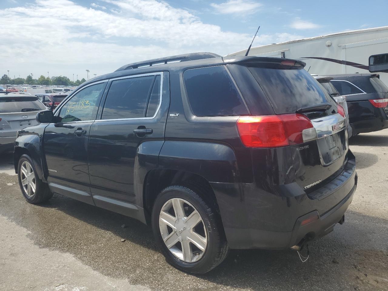 2011 GMC Terrain - Image 2