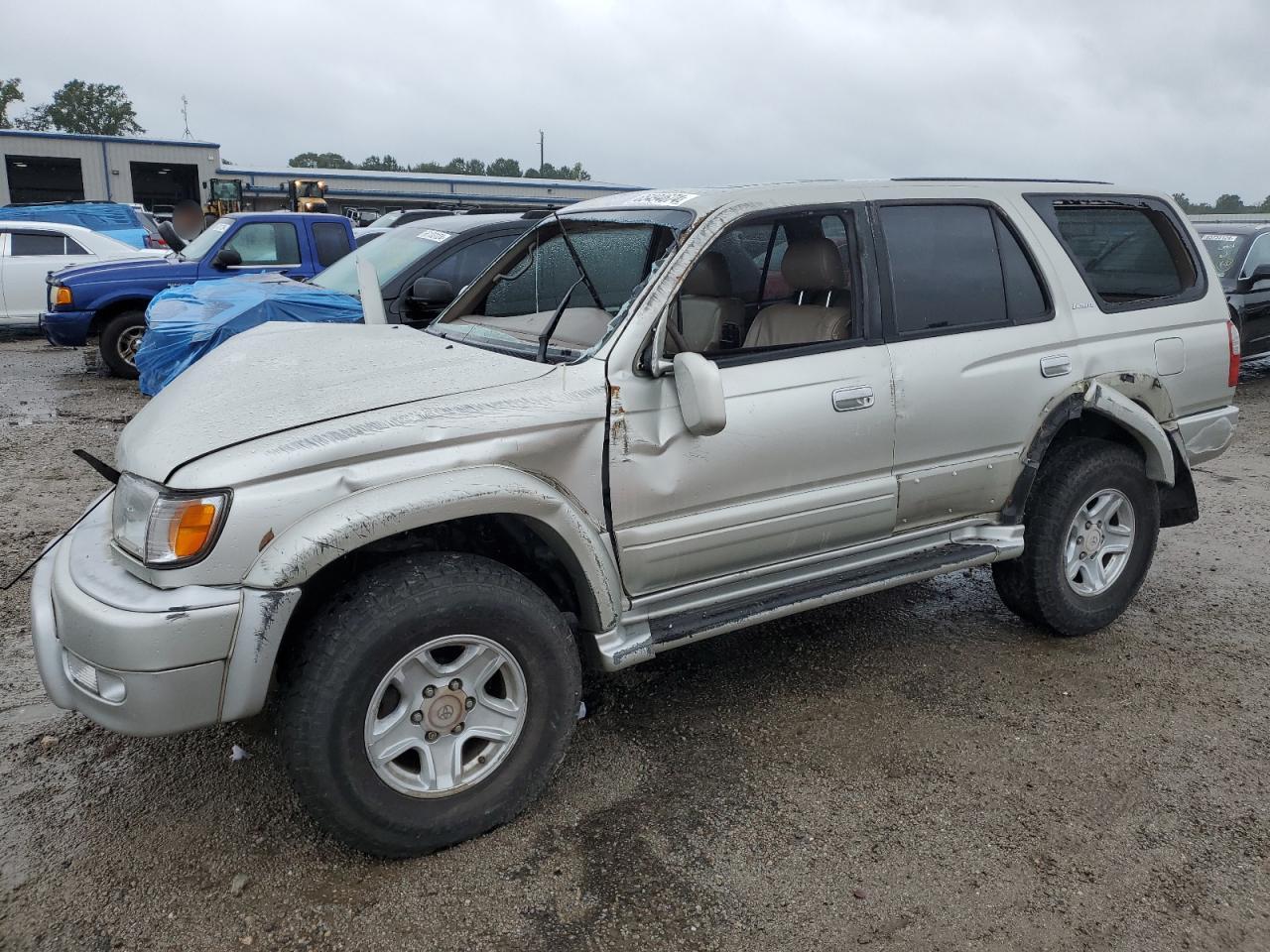 2000 Toyota 4Runner - Image 1