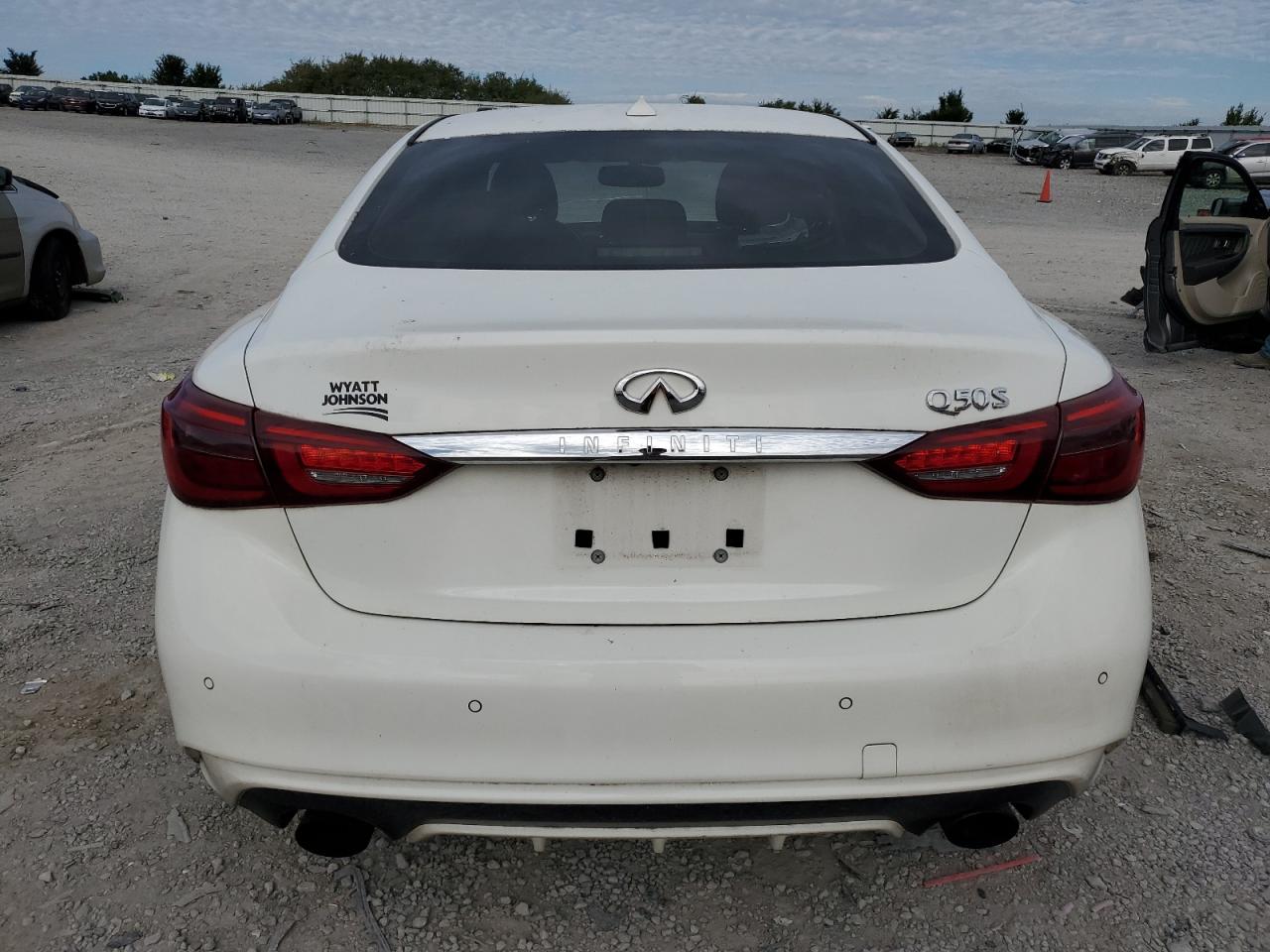 JN1EV7AP8JM364384 2018 Infiniti Q50 Luxe