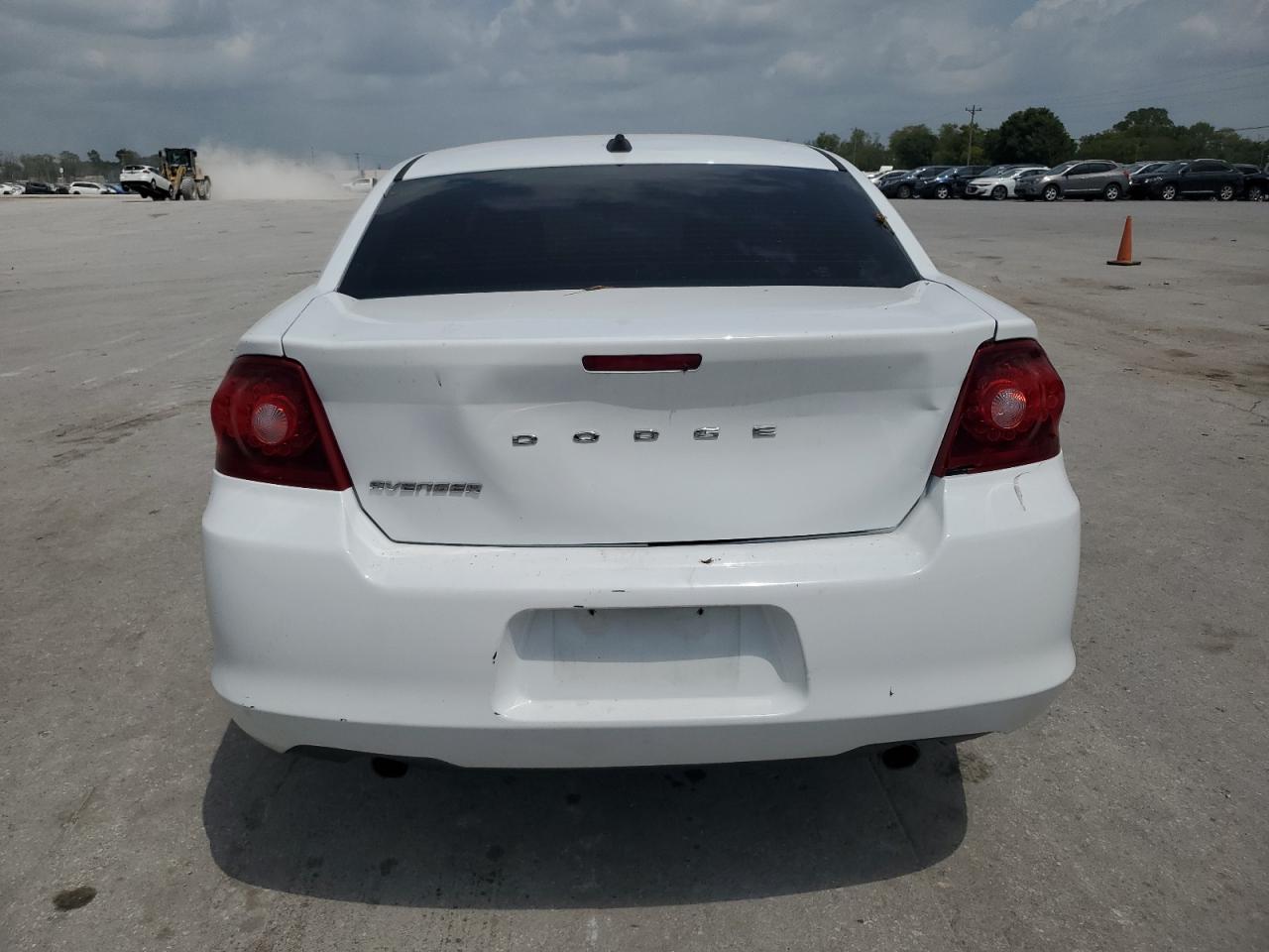 1C3CDZAG8EN223158 2014 Dodge Avenger Se