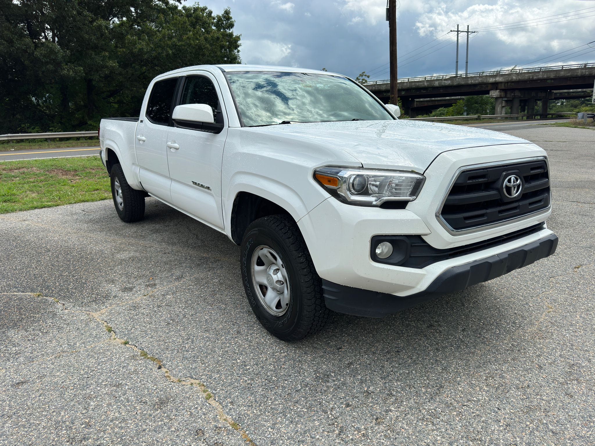 2016 Toyota Tacoma Double Cab vin: 5TFDZ5BN9GX005616