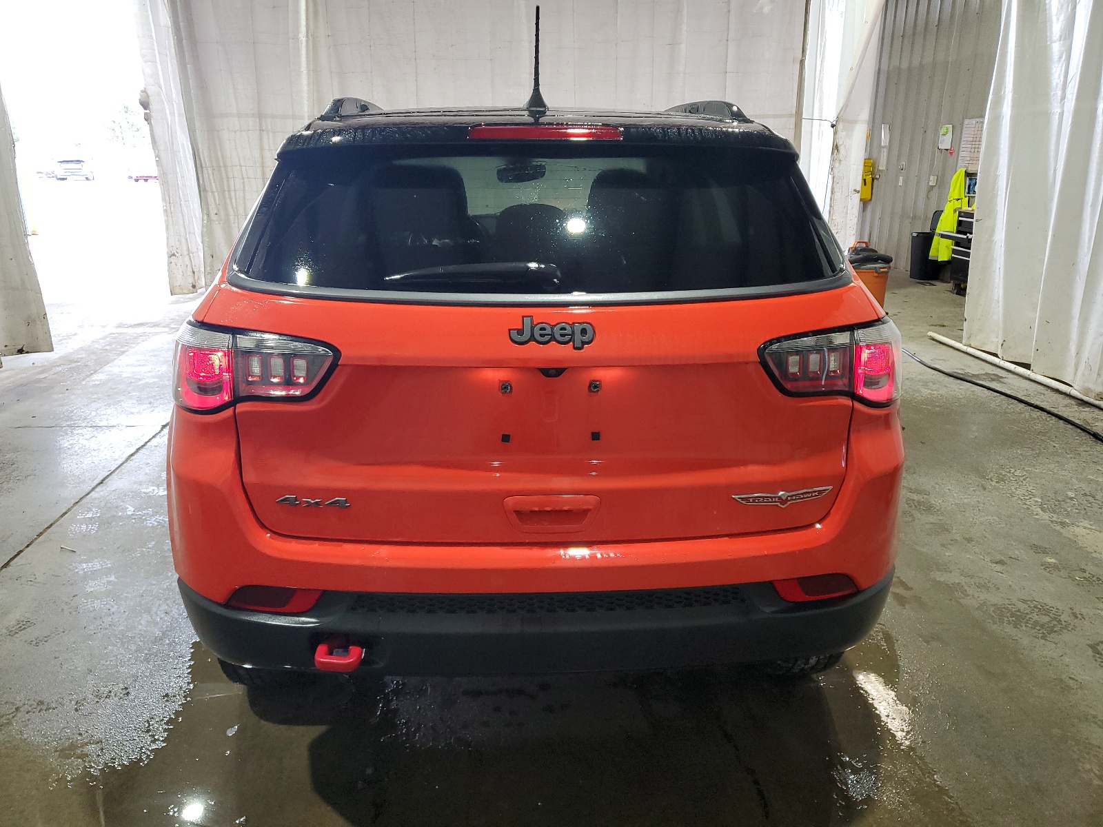 3C4NJDDBXLT161923 2020 Jeep Compass Trailhawk