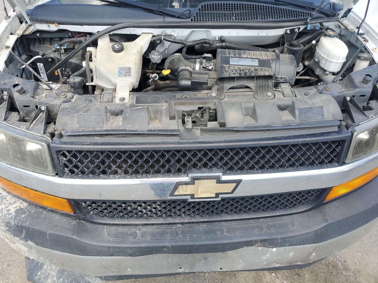 1GAZGPFGXK1237116 2019 Chevrolet Express G3500 Lt