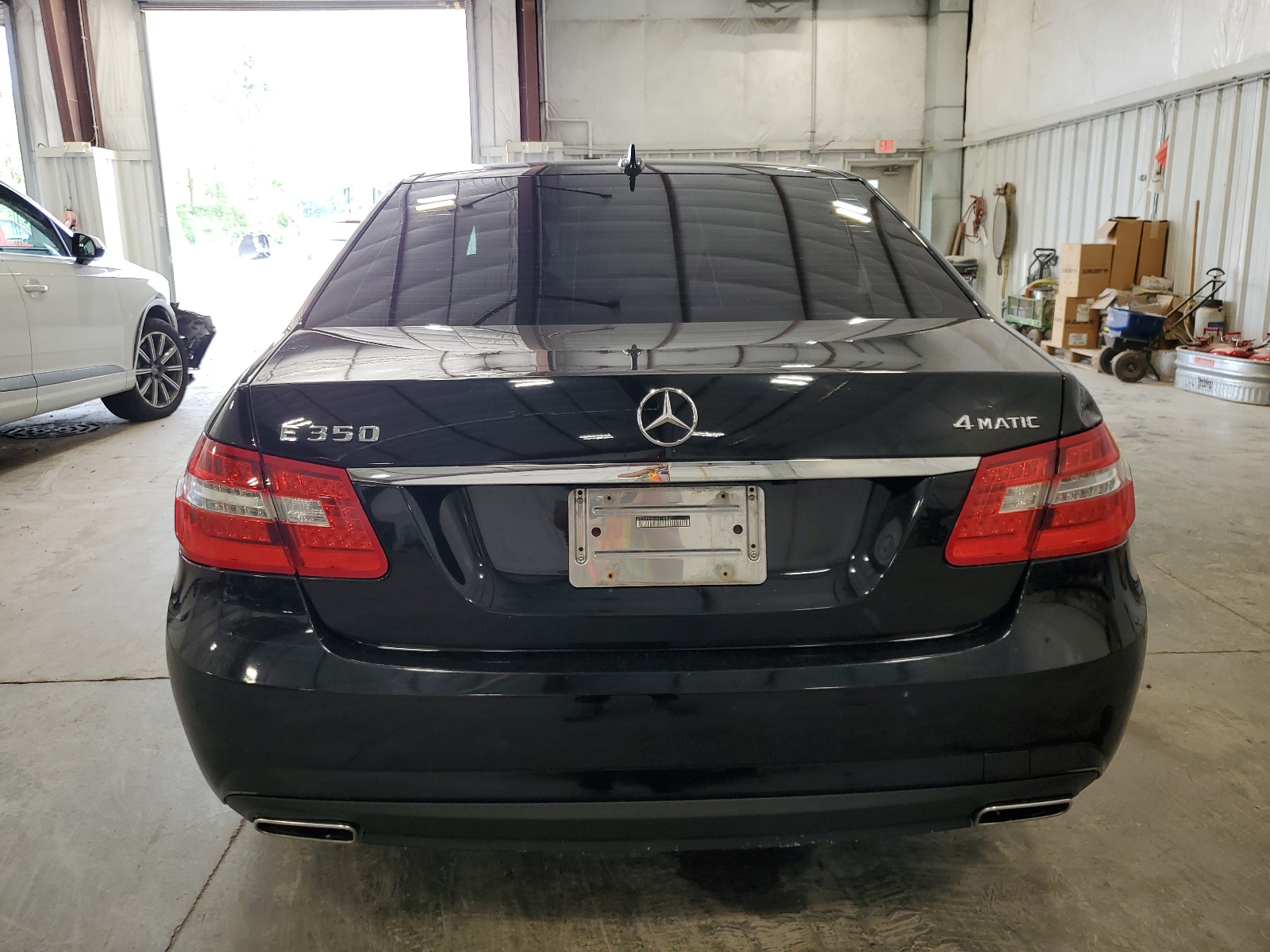 WDDHF8HB1AA140887 2010 Mercedes-Benz E 350 4Matic