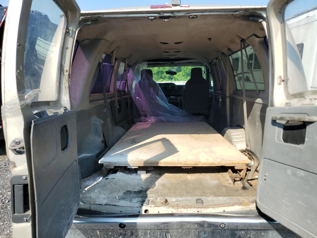 2009 Ford Econoline E350 Super Duty Wagon VIN: 1FBSS31L49DA16726 Lot: 69470344