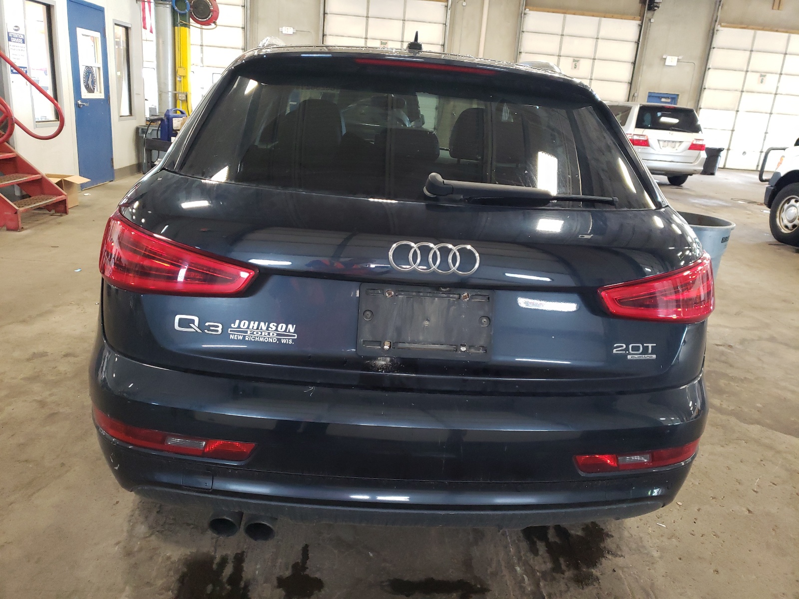 2015 Audi Q3 Premium Plus vin: WA1EFCFS5FR004395