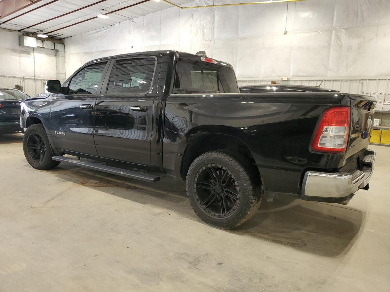 VIN 1C6SRFFT7KN570352 2019 RAM 1500 no.2