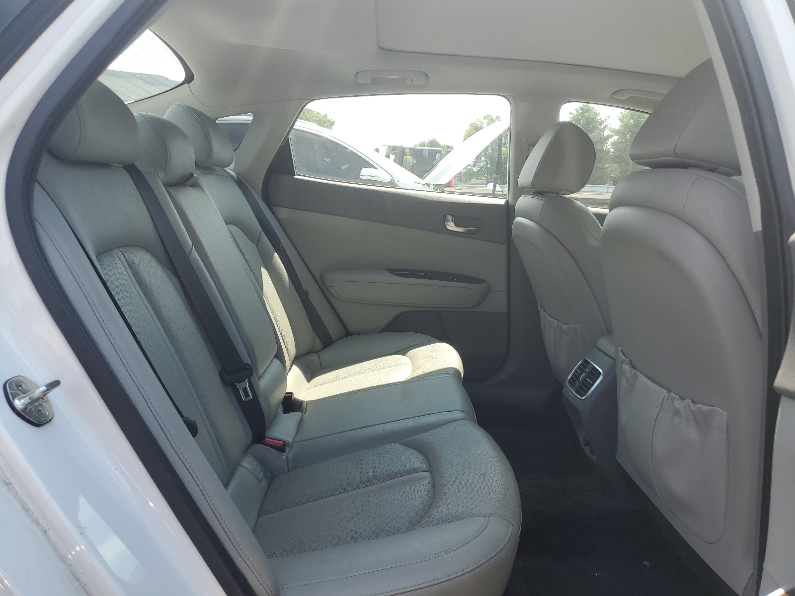 5XXGU4L32JG242692 2018 Kia Optima Ex