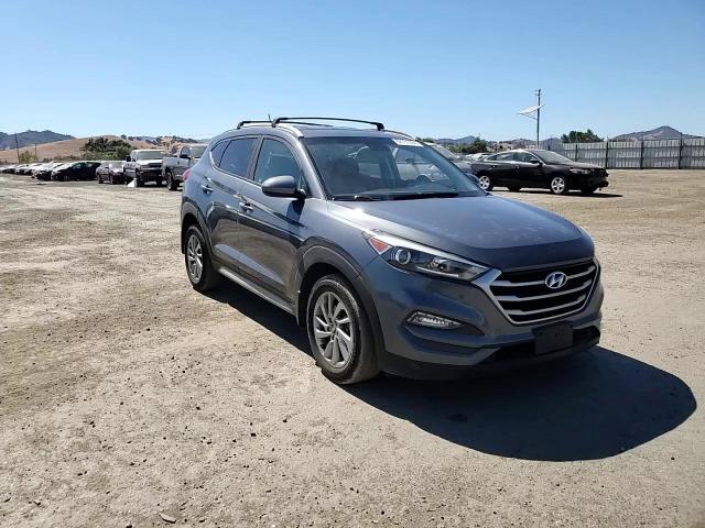 2017 Hyundai Tucson Limited VIN: KM8J33A40HU550281 Lot: 68191094