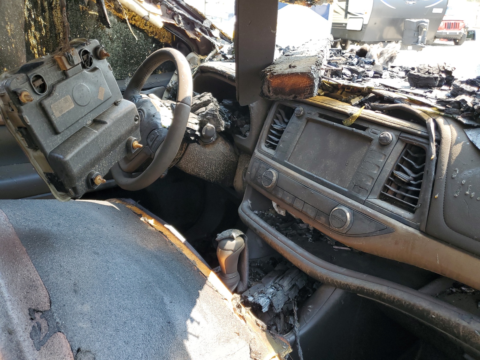 5TDJZRFH0KS730180 2019 Toyota Highlander Se