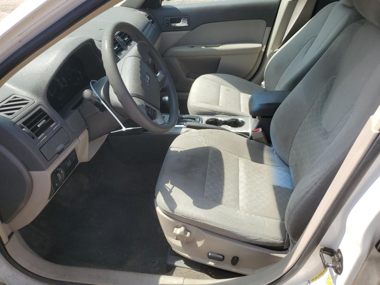 3FAHP0HA8BR173883 2011 Ford Fusion Se 3FAHP0HA8BR173883 2011 Ford Fusion Se