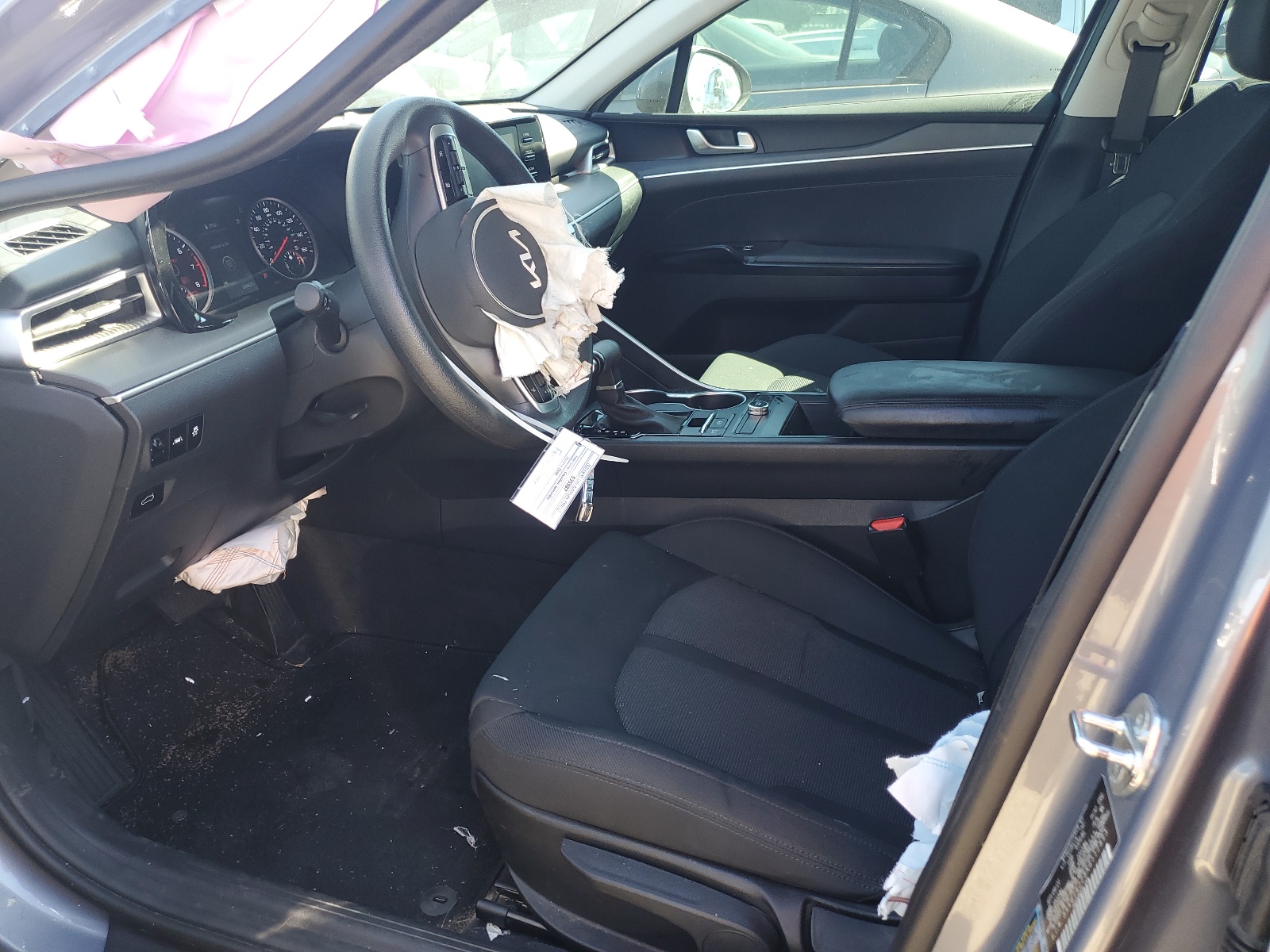 5XXG14J28NG112893 2022 Kia K5 Lxs