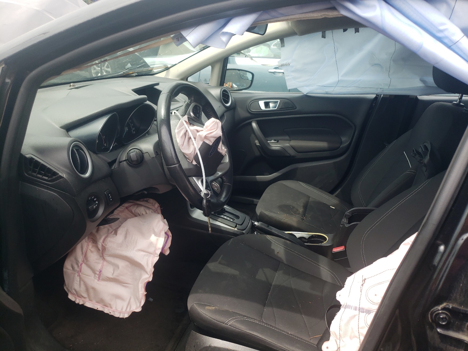 3FADP4BJ0EM130719 2014 Ford Fiesta Se