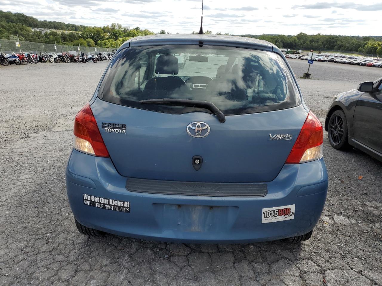 2010 Toyota Yaris VIN: JTDJT4K32A5319978 Lot: 67976984