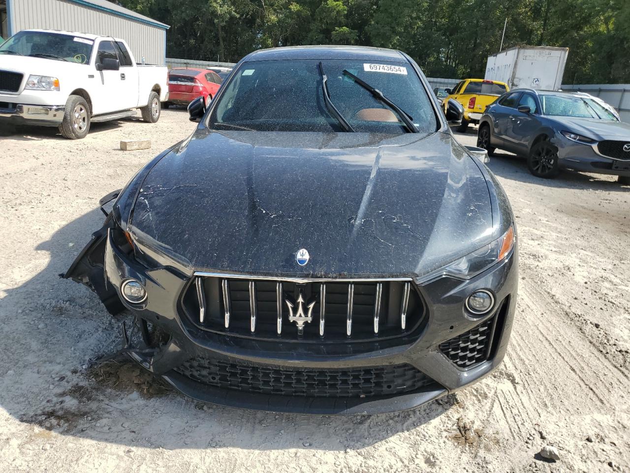 ZN661XUA9NX384716 2022 Maserati Levante Base