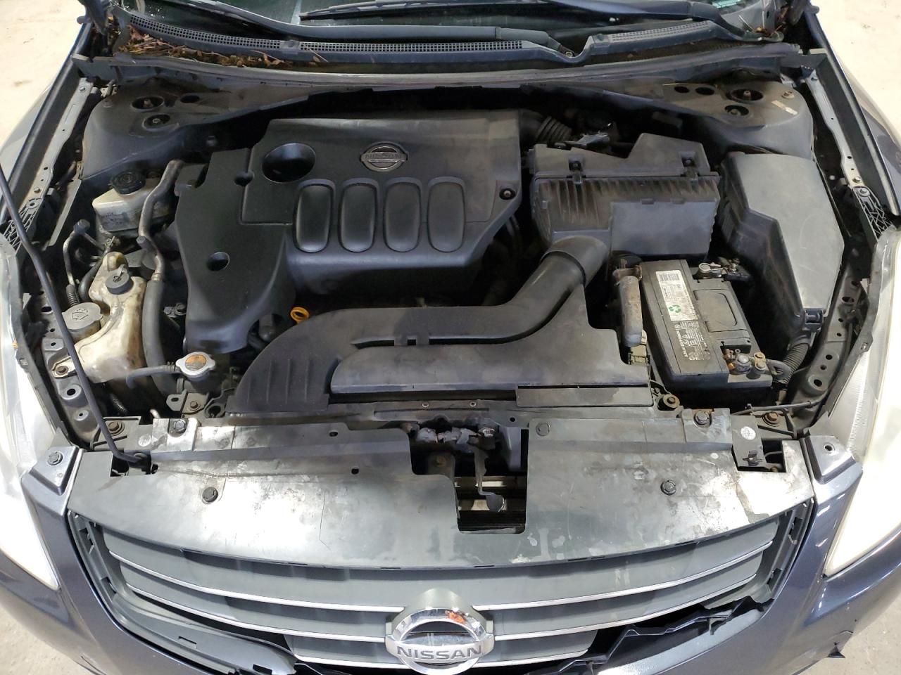 2010 Nissan Altima - Image 12
