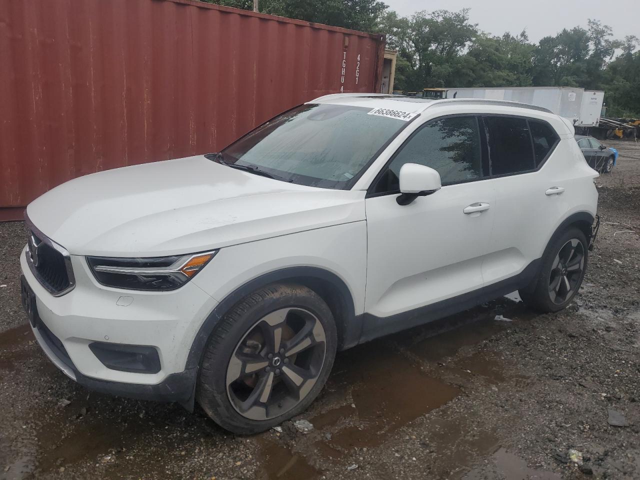 YV4162UK4L2275872 2020 VOLVO XC40 - Image 1