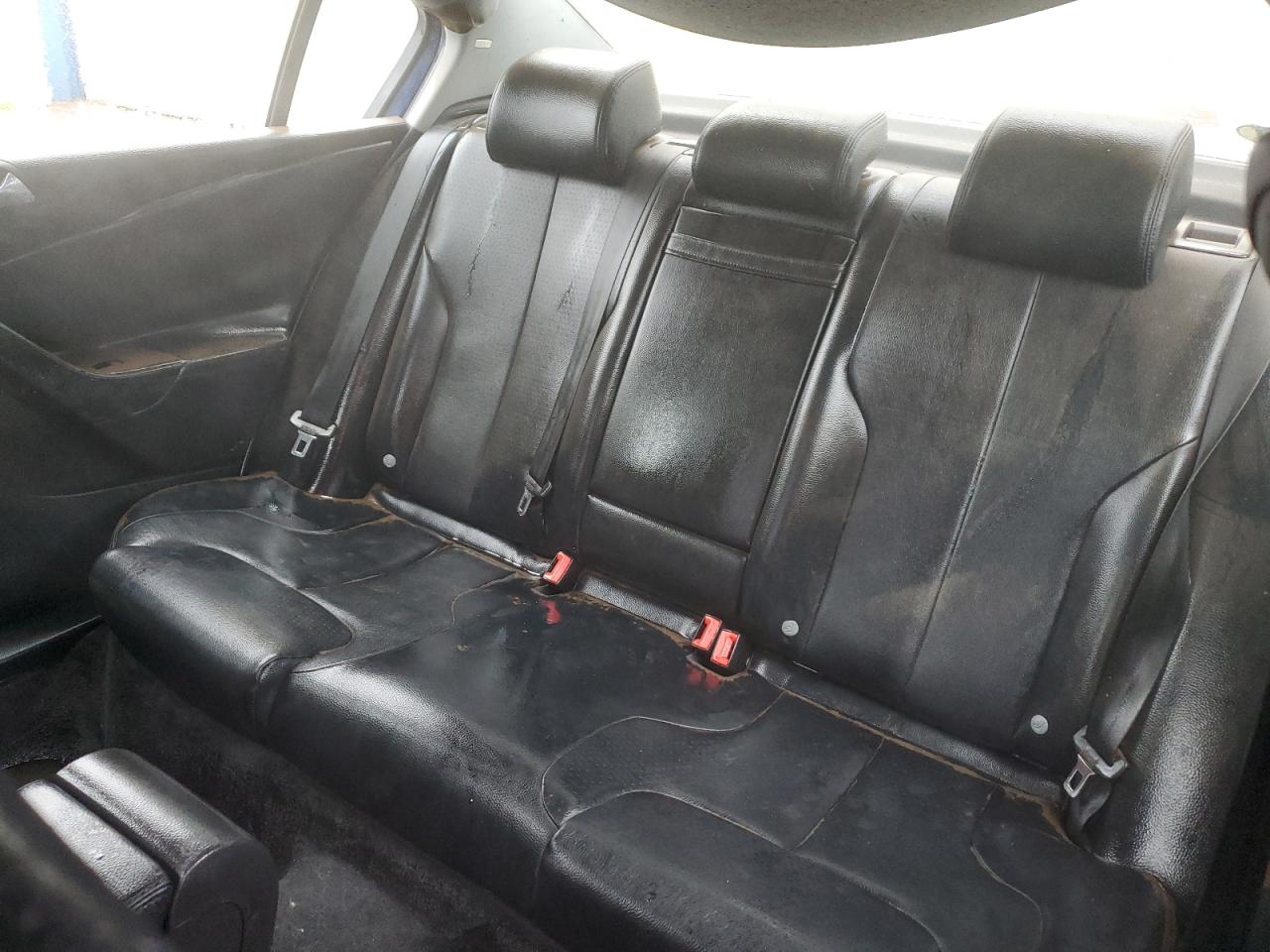 2006 Volkswagen Passat 2.0T VIN: WVWAK73C06P049986 Lot: 63091954