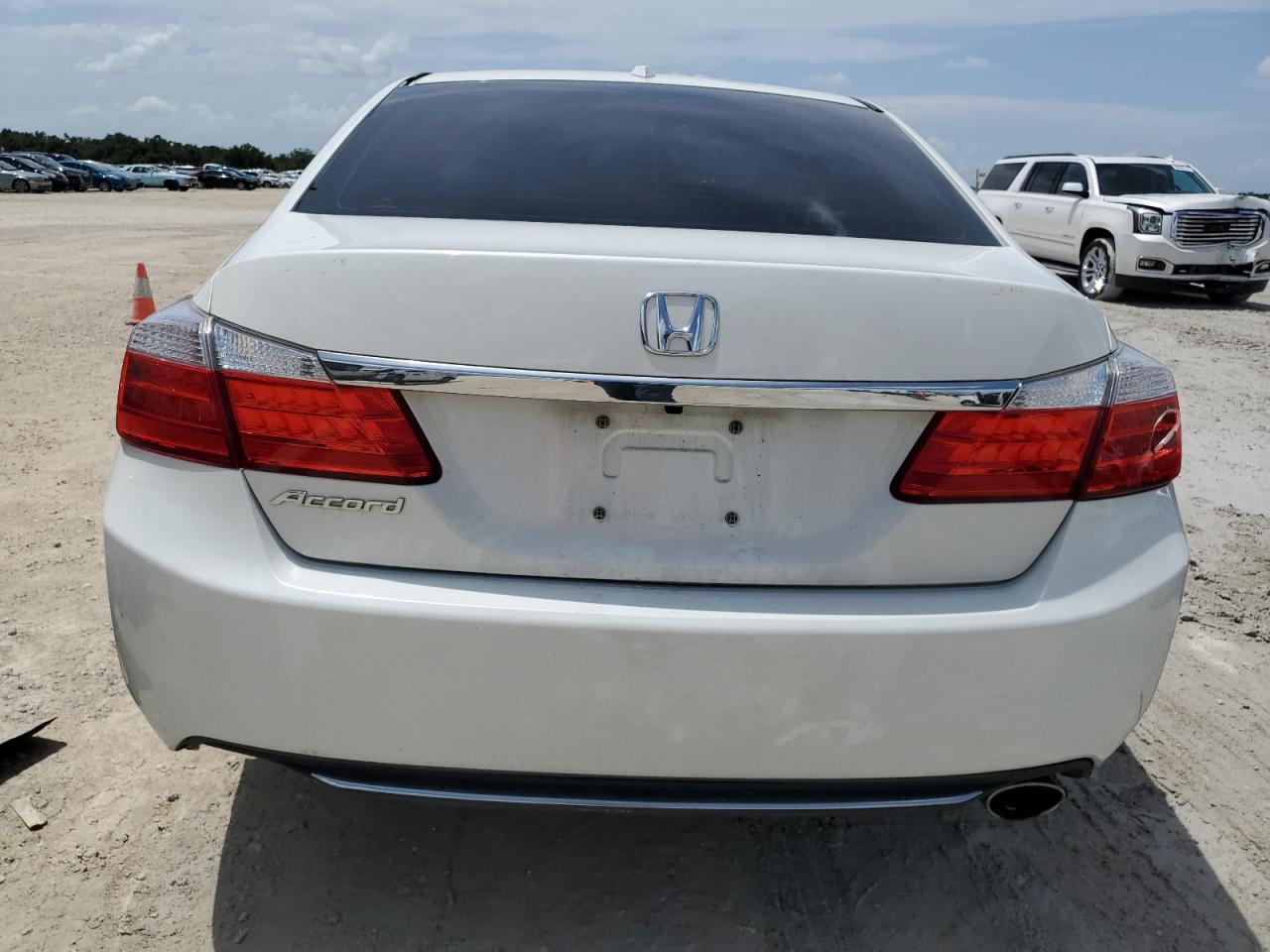 2014 Honda Accord Exl VIN: 1HGCR2F83EA203639 Lot: 68714174