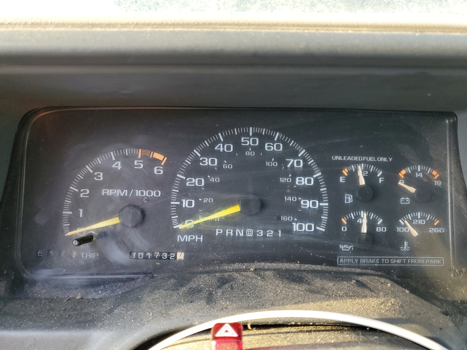3GKEC16R2TG507365 1996 GMC Suburban C1500