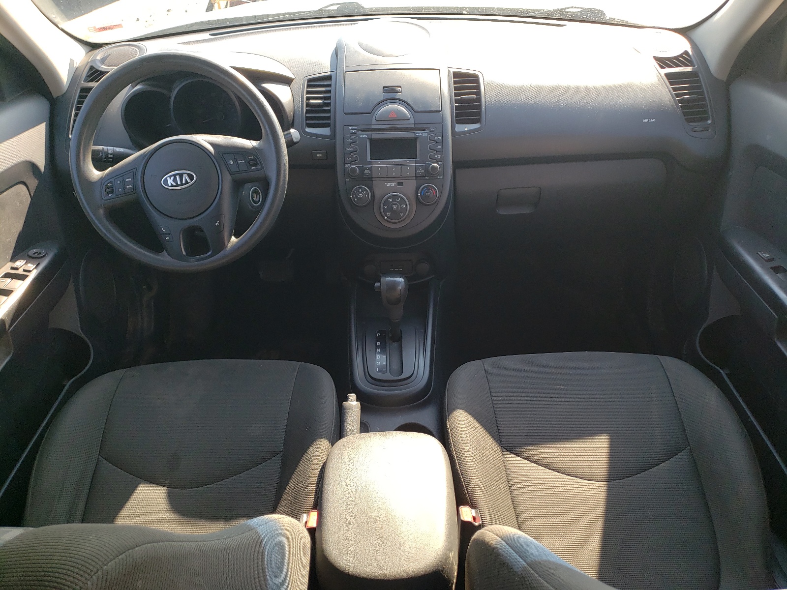 KNDJT2A26A7032273 2010 Kia Soul +