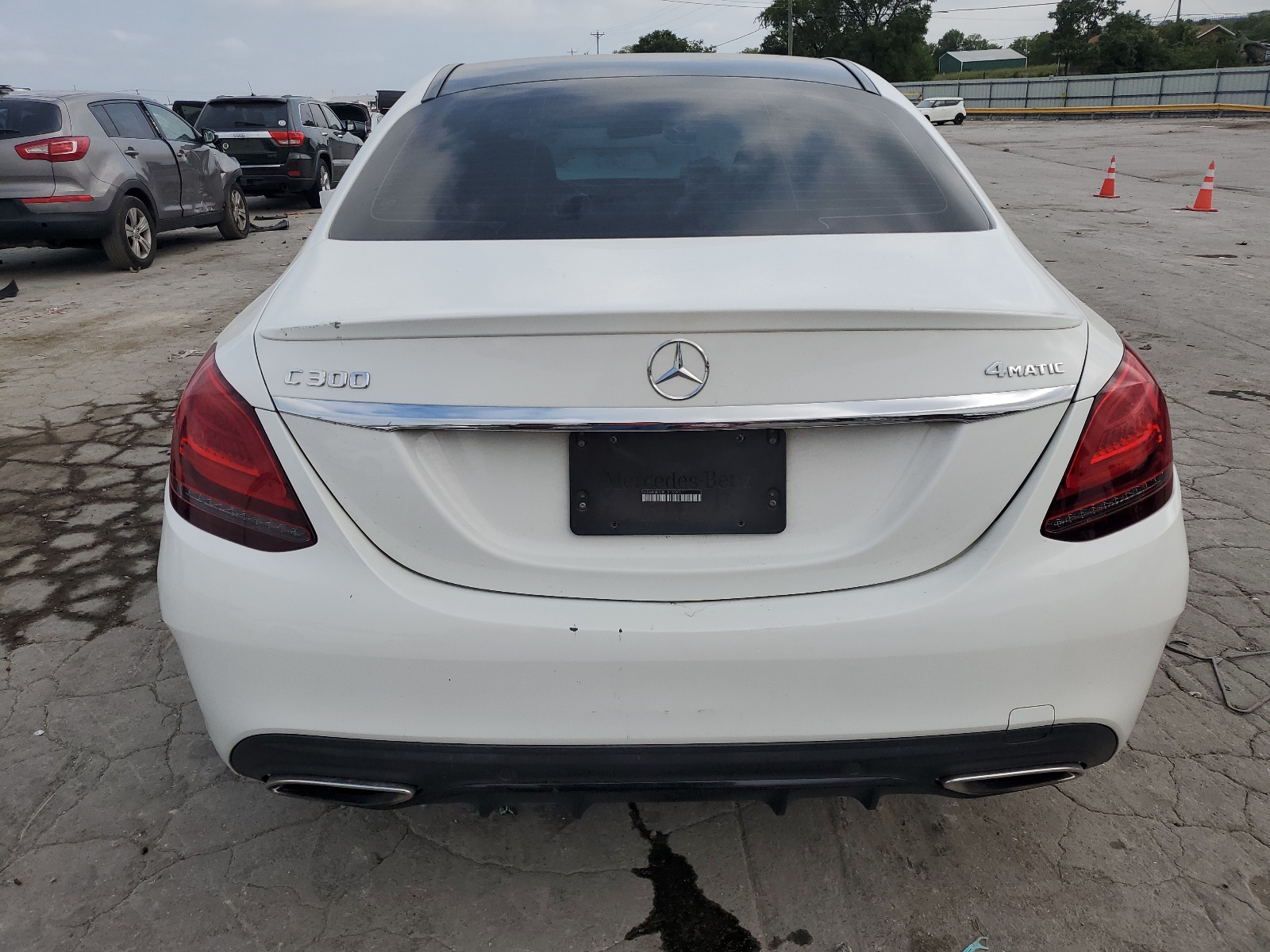 55SWF8EB3KU316593 2019 Mercedes-Benz C 300 4Matic