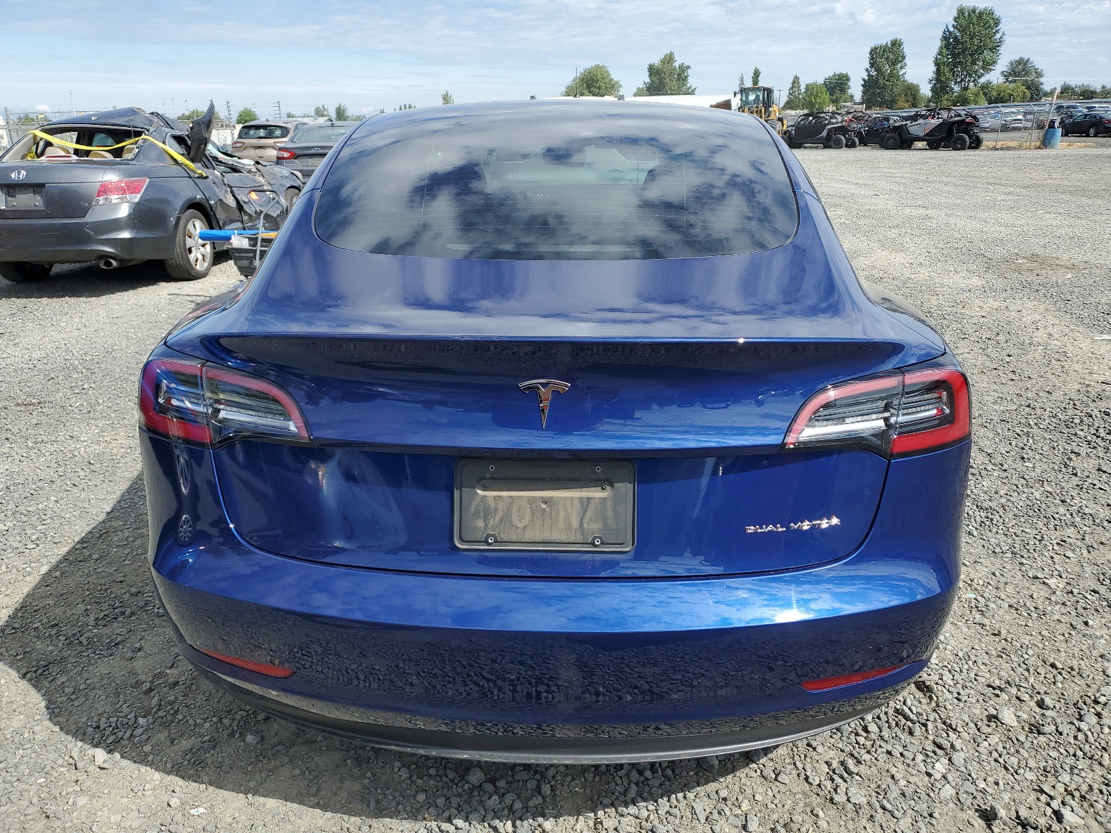 5YJ3E1EB5PF387834 2023 Tesla Model 3