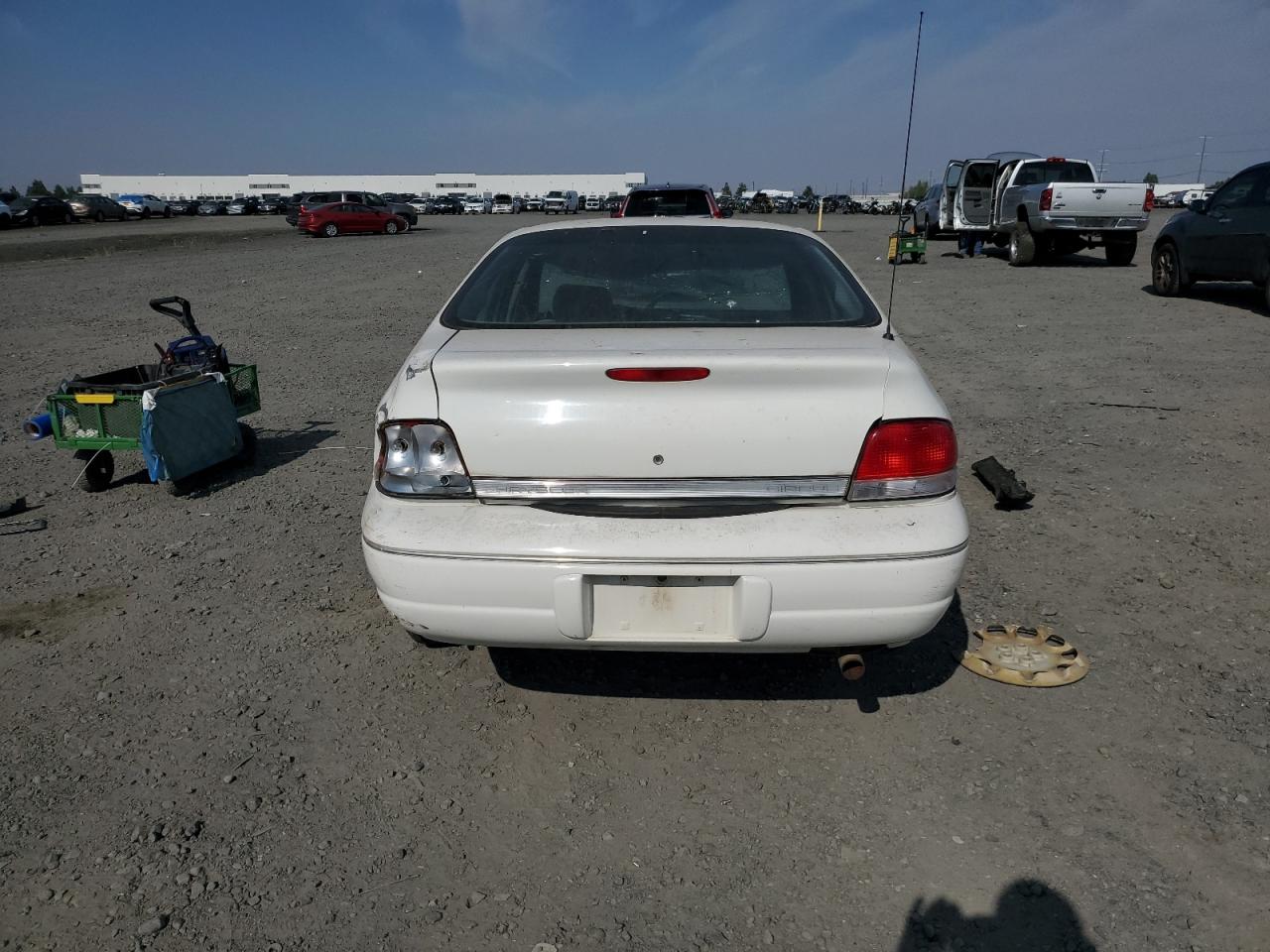 2000 Chrysler Cirrus Lx VIN: 1C3EJ46X9YN201686 Lot: 66625994