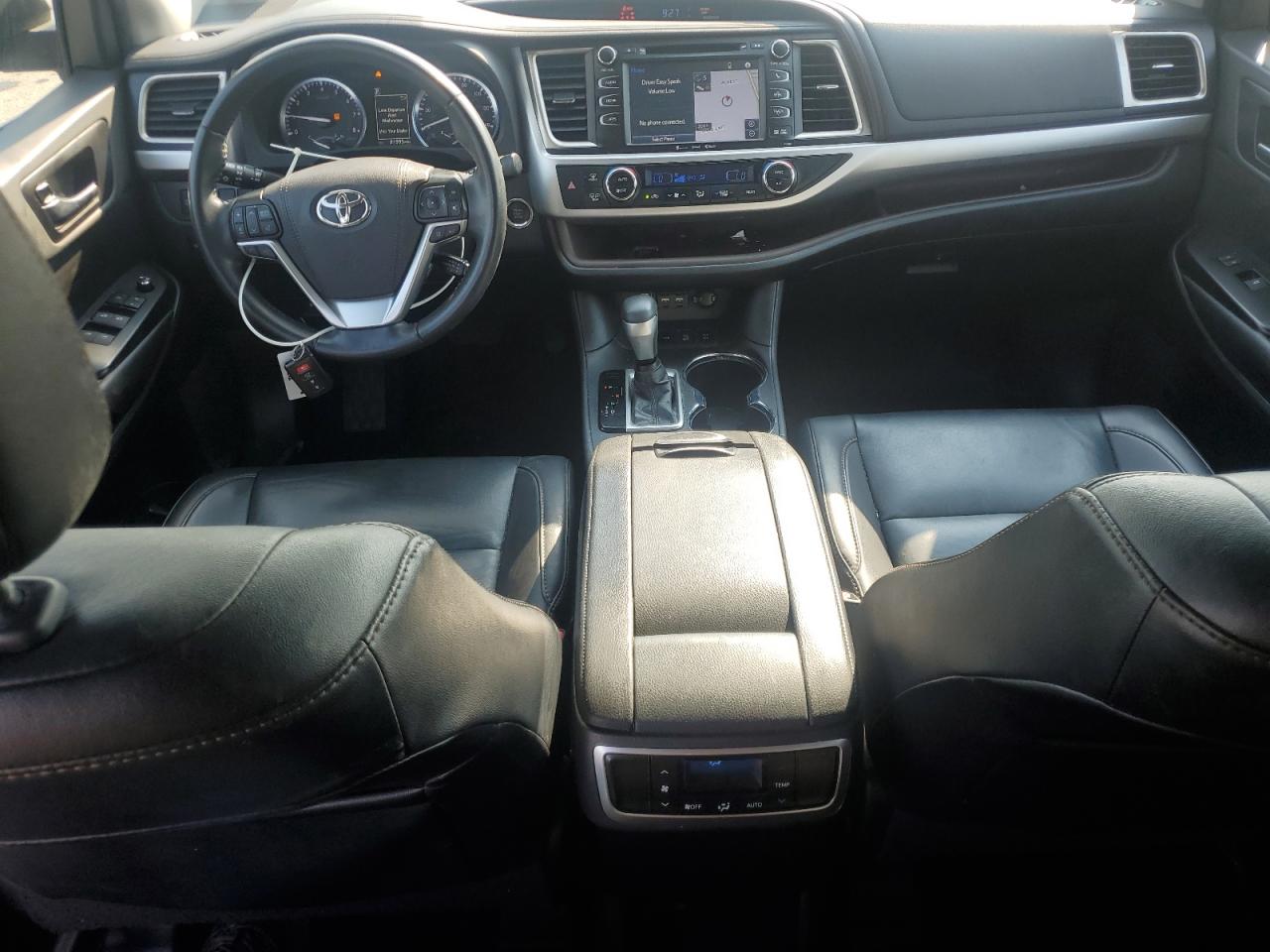 2019 Toyota Highlander Se VIN: 5TDJZRFH3KS746101 Lot: 64141604