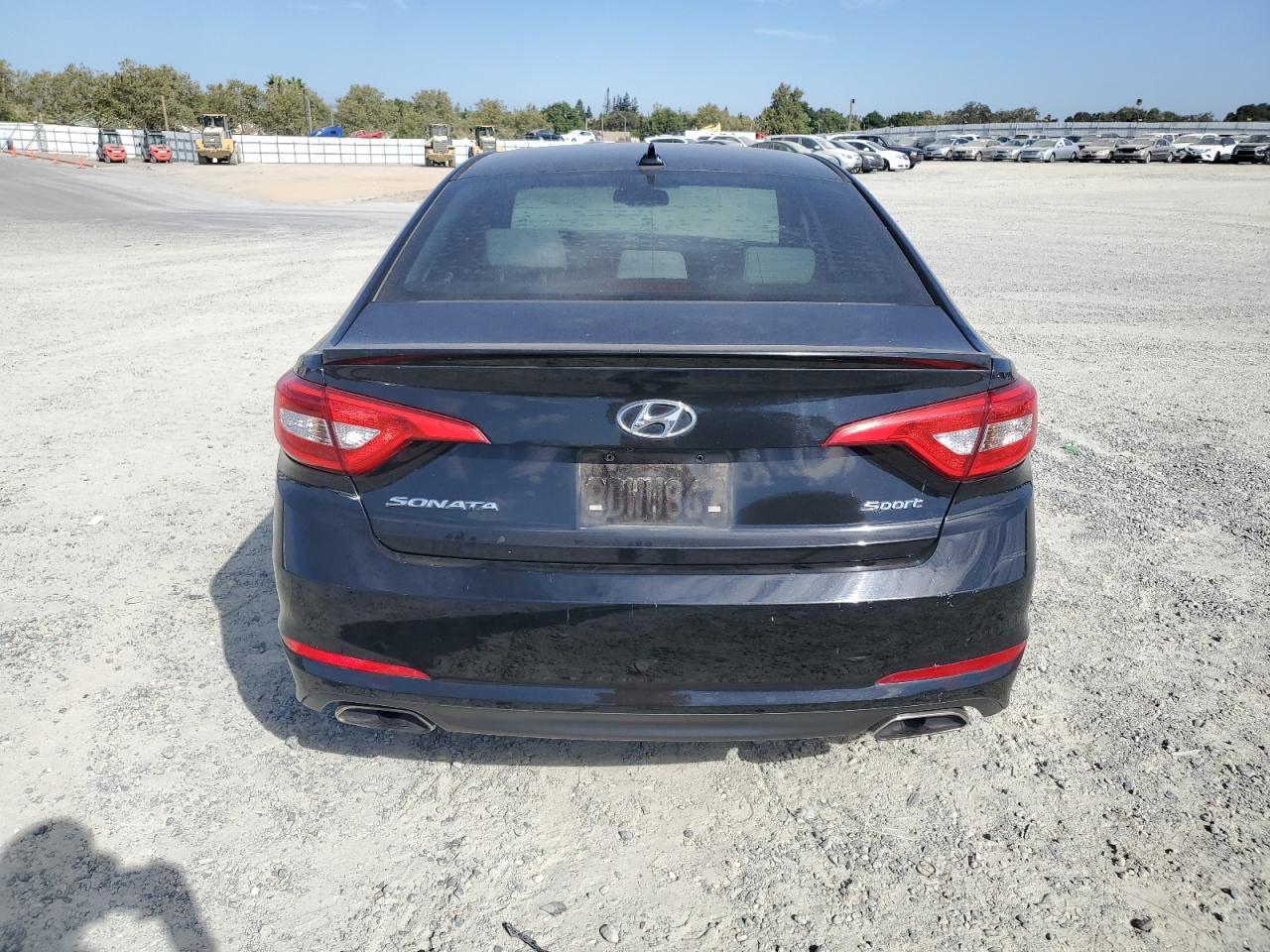 2015 Hyundai Sonata Sport VIN: 5NPE34AF5FH165352 Lot: 66434144